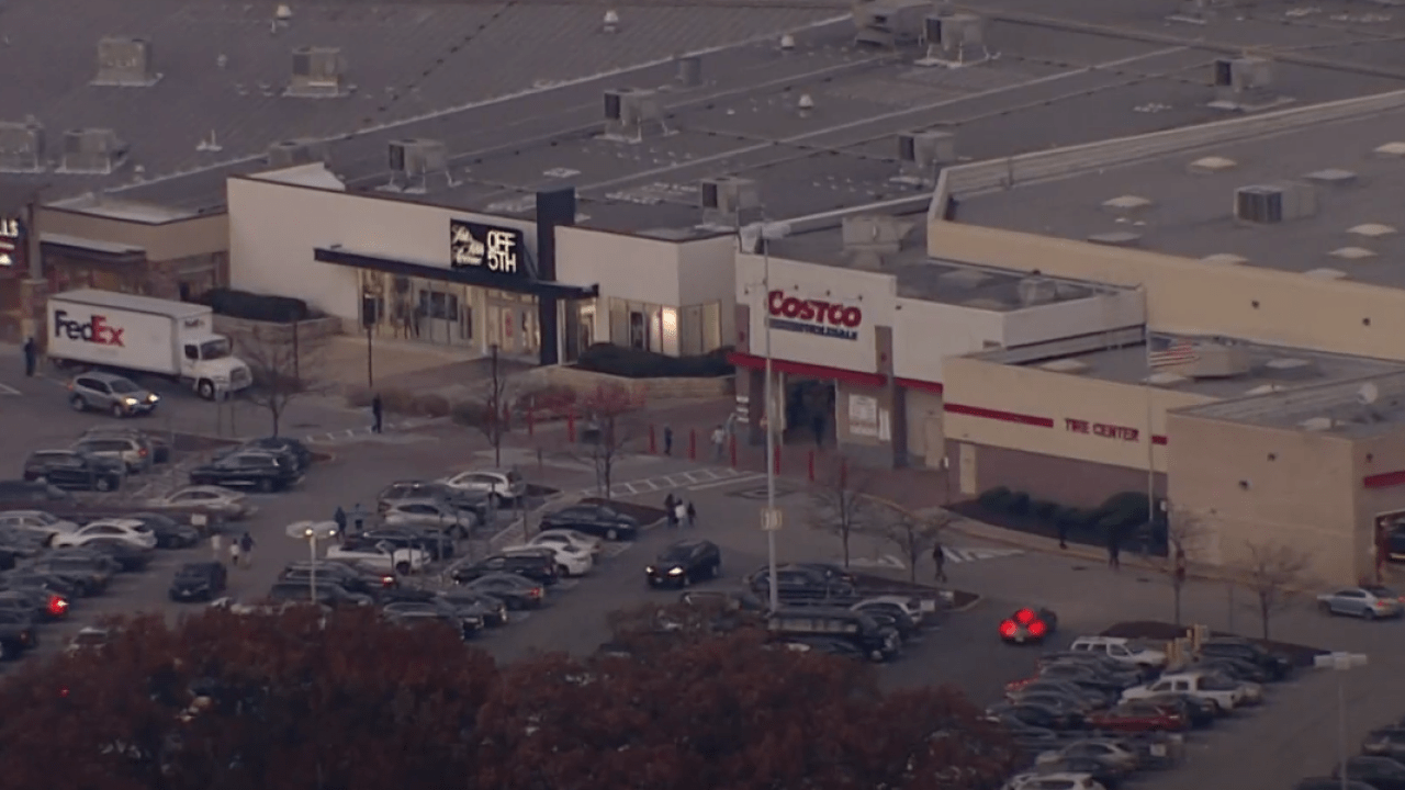 Man hospitalized after being shot inside Potomac Mills Mall