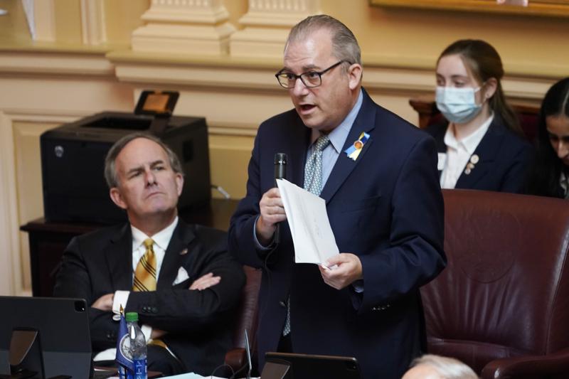 sen-adam-ebbin-jpeg