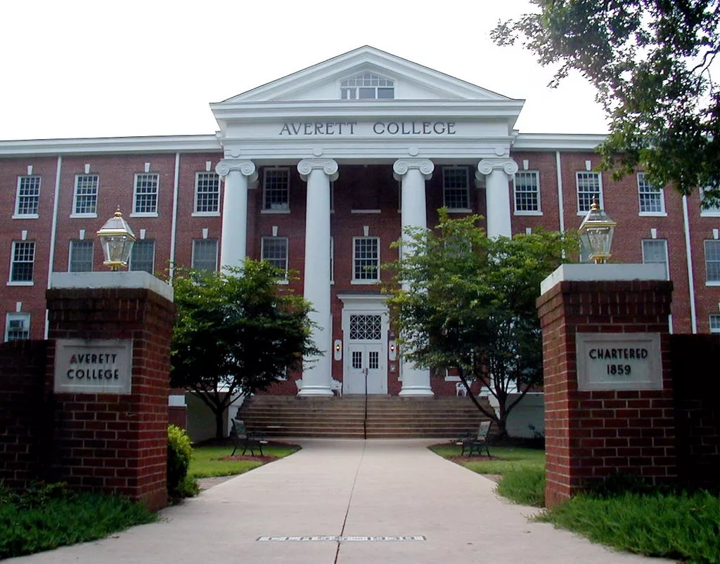 averett-jpg-5