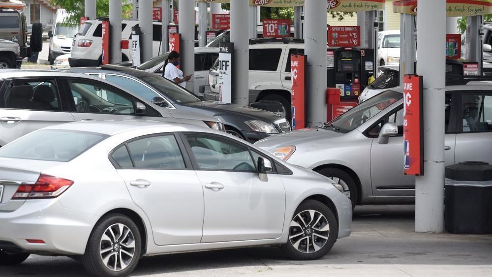 Average Gas Prices Climb Across the Region to Start the Week | 103.3 WAKG