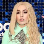 shutterstock_1969585684