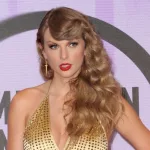 Taylor Swift at the 2022 American Music Awards held at the Microsoft Theater in Los Angeles^ USA on November 20^ 2022.