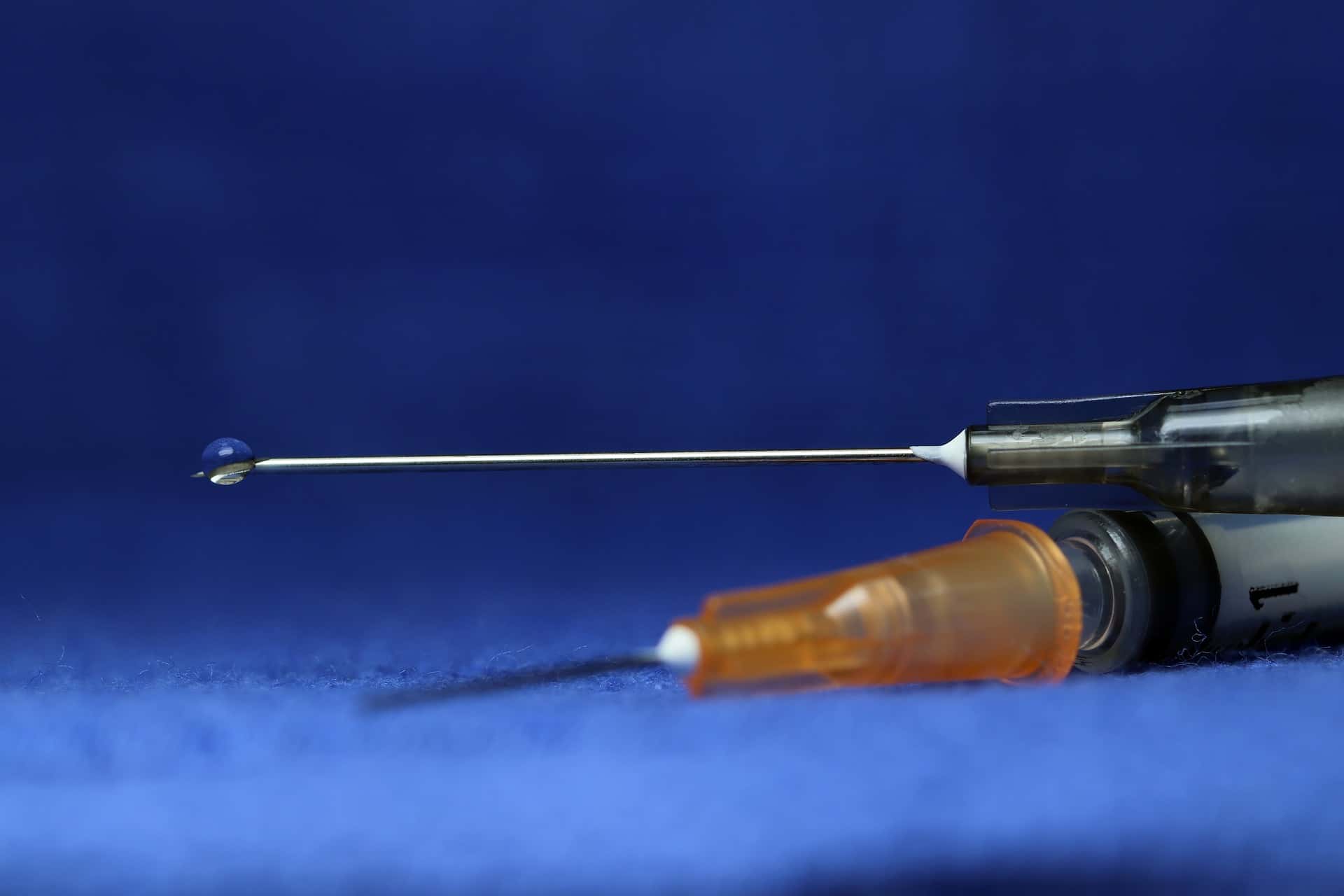 syringe-3908157_1920