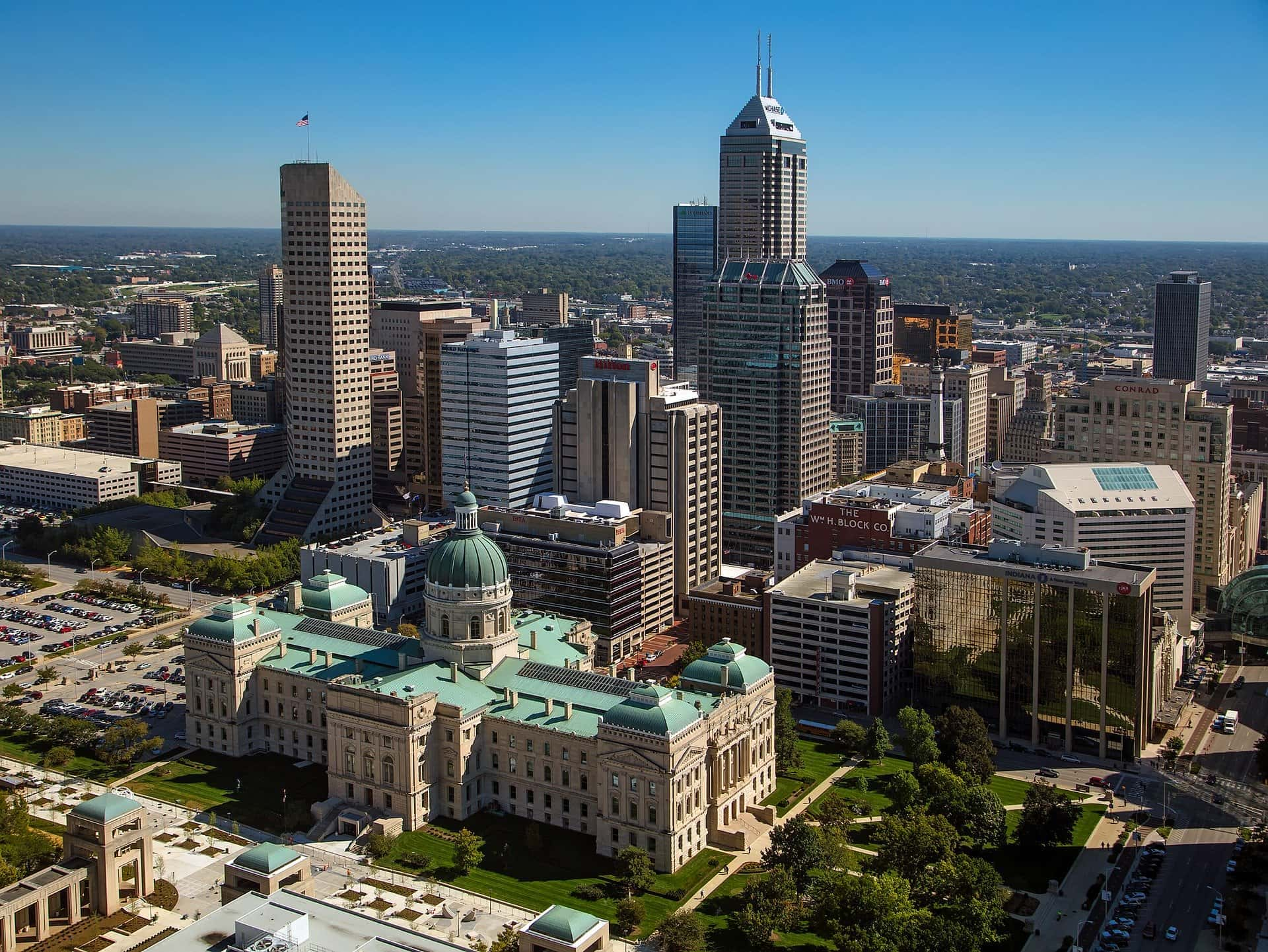 capitol-building-and-downtown-indianapolis-1872528_1920-jpg