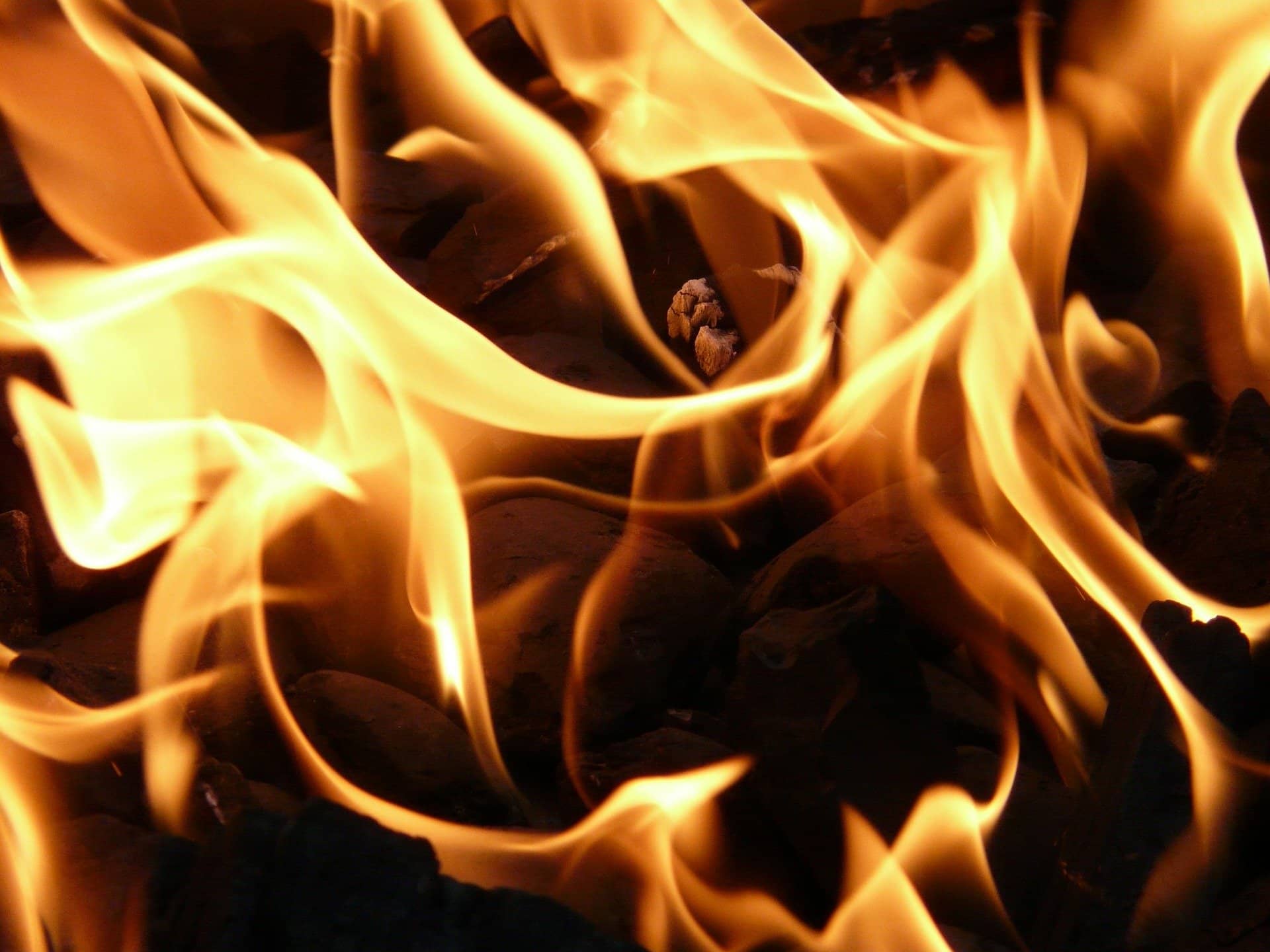 fire-8837_1920-jpg-12