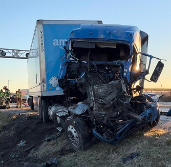 semi-crash-jpg