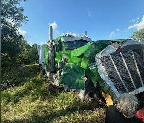 semi-fatal-8-1624-jpg