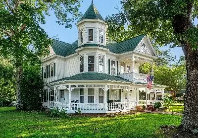 victorian-home-jpg