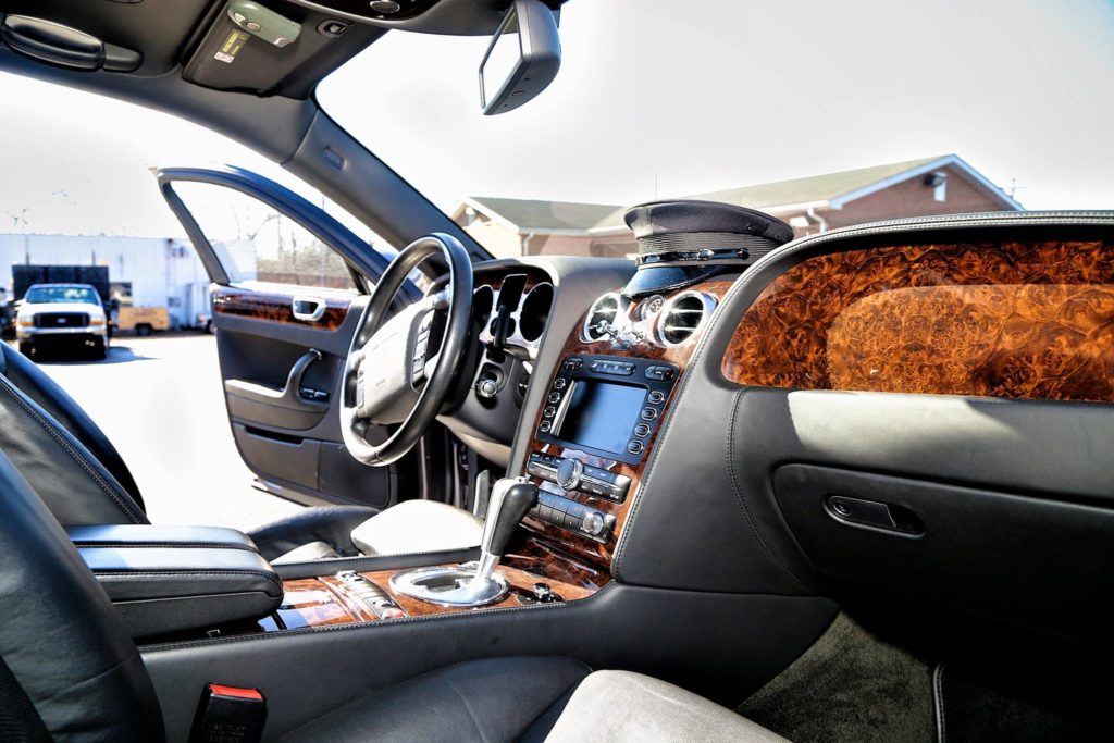 bentley-inside