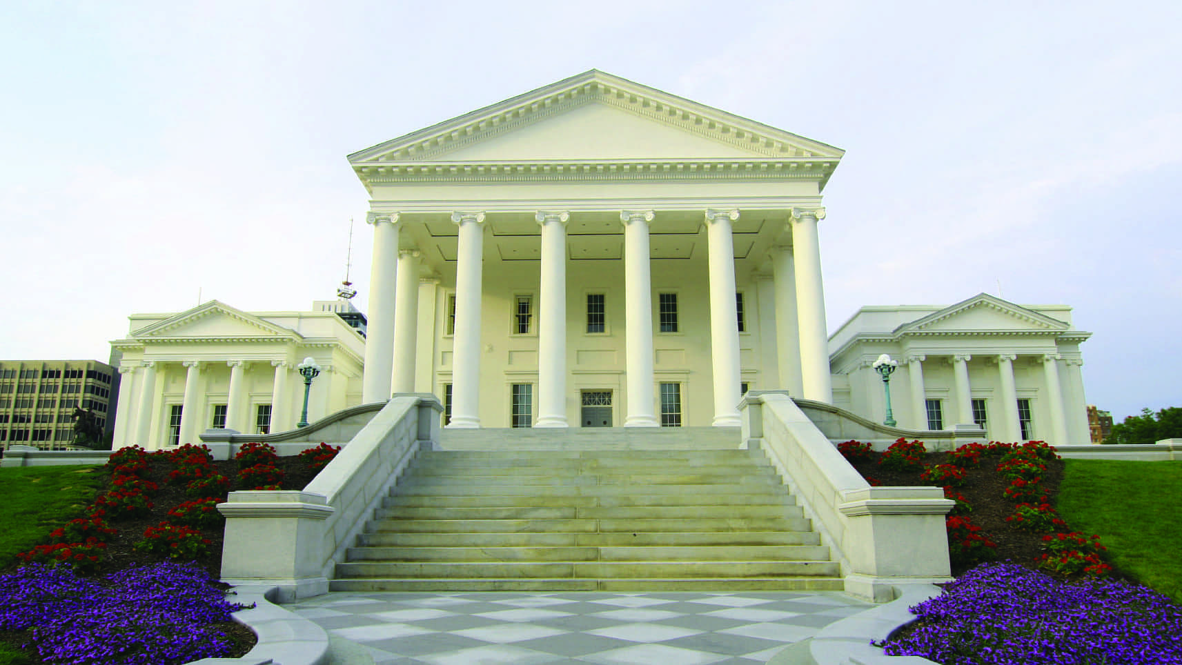 state-capitol-in-richmond-virginia