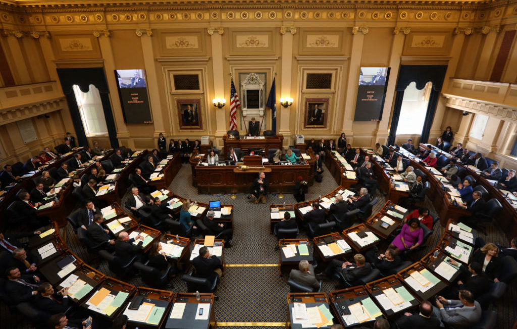 Virginia House OKs bill to halt minimum wage increases - Vimarsana News