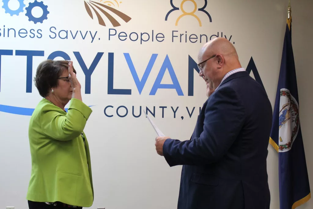 Eanes Sworn in as Interim Dan River District Supervisor - Vimarsana News