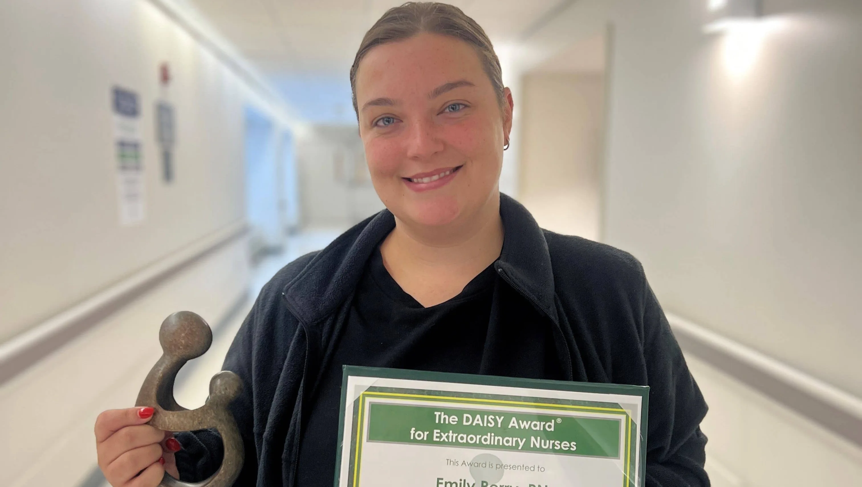 emily-perry-daisy-award