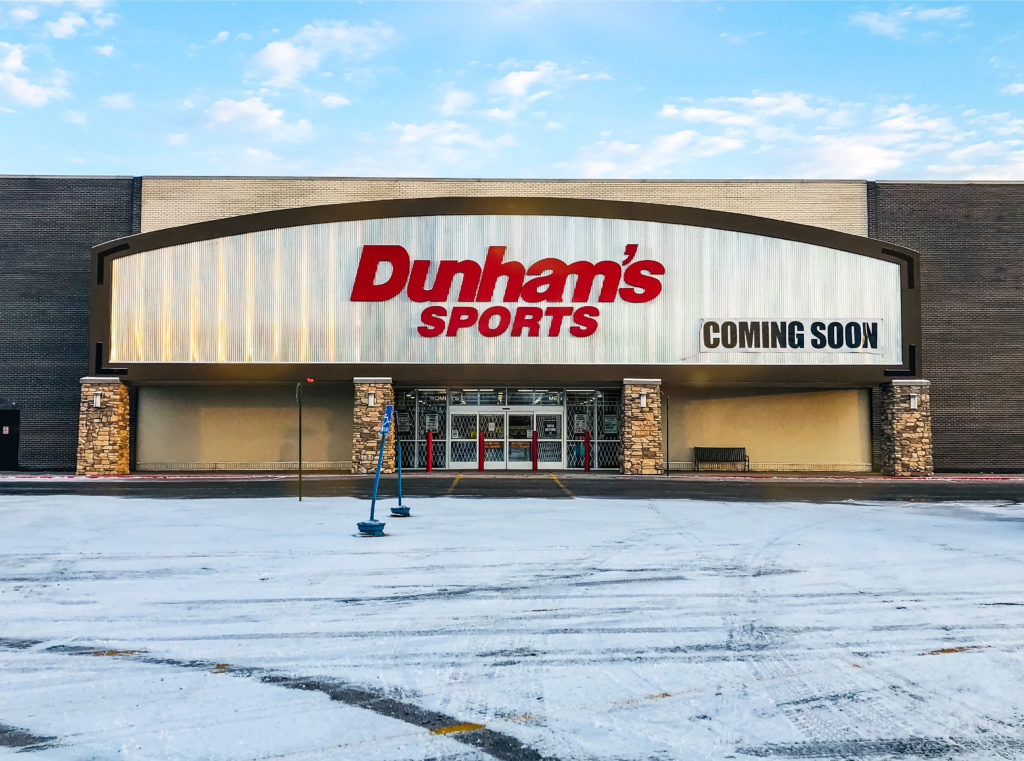 dunham's sports golf shoes