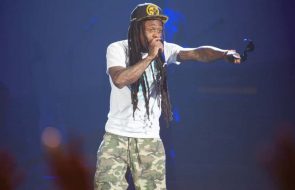 Lil Wayne Denies Quitting Tour With Blink-182 After Walking Off Stage Lil Wayne Denies Quitting Tour With Blink-182 After Walking Off Stage