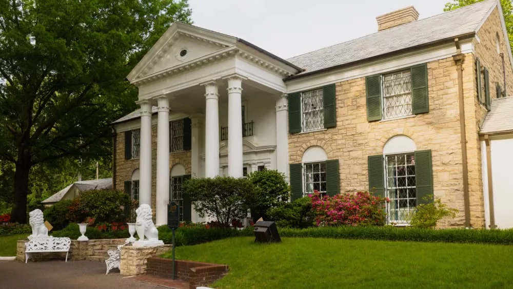 Graceland^ MEMPHIS^ TENNESSEE. Elvis Presley lived in this Mansion from 1957 – 1977