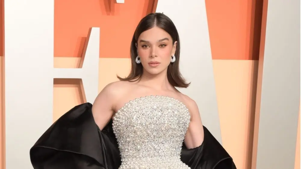 shutterstock_2598215383-1346905 Hailee Steinfeld at the Vanity Fair Party. Los Angeles^ CA. 02MAR2025