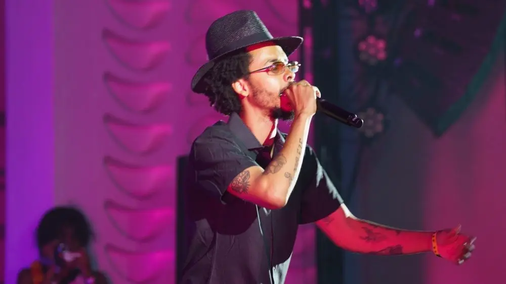 shutterstock_2706885593-1323863 Earl Sweatshirt performs in Miami Beach^ Florida^ on November 25^ 2025.