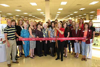 Bealls Celebrates Grand Opening with Ribbon Cutting | Brownwood News