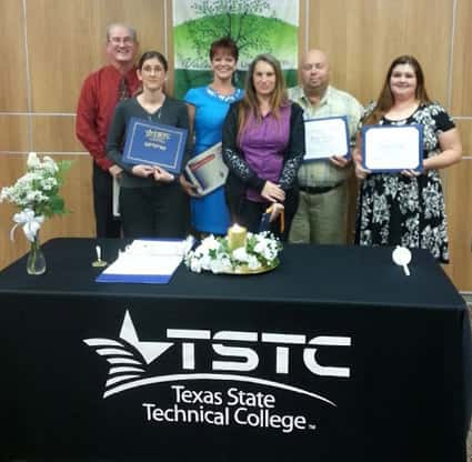 Tstc Presents Awards At Brownwood Campus Inducts New Phi Theta Kappa Members Brownwood News