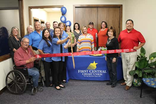 first-central-credit-union-opens-new-location-with-ribbon-cutting