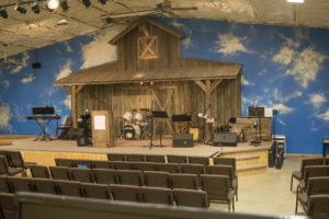 inside-cowboy-church