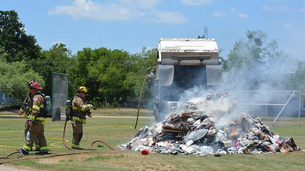 garbage-truck-fire-1