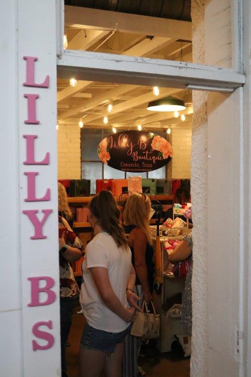 Shaw’s Marketplace holds its grand opening Brownwood News