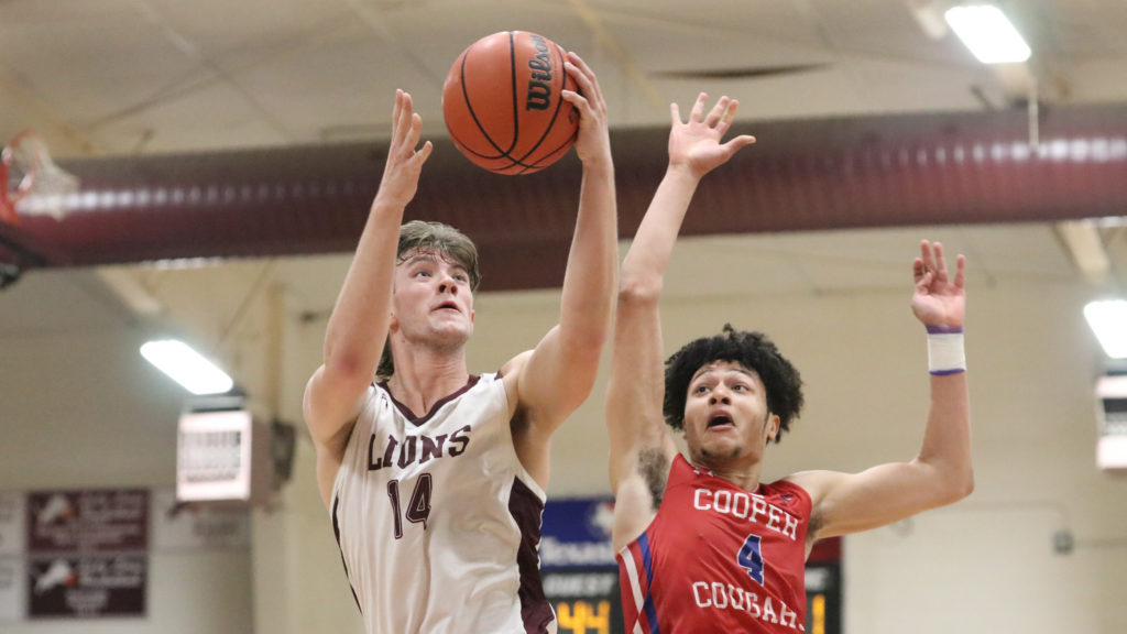 Lions rally from 15 down for ninth straight victory, 86-84 over 5A Abilene Cooper - Vimarsana News