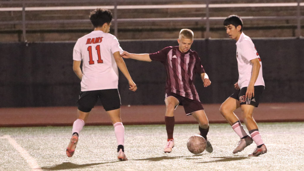 Lions clinch second seed from 4-4A with 2-1 win over Mineral Wells - Vimarsana News