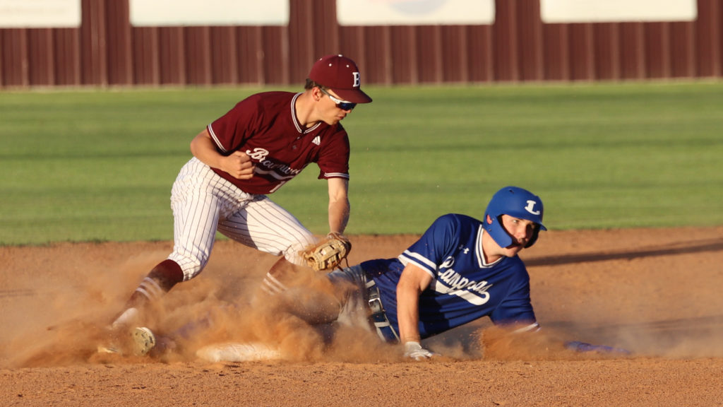 Sparked by five-run third inning, Lions move into third place with 7-3 win over Lampasas - Vimarsana News