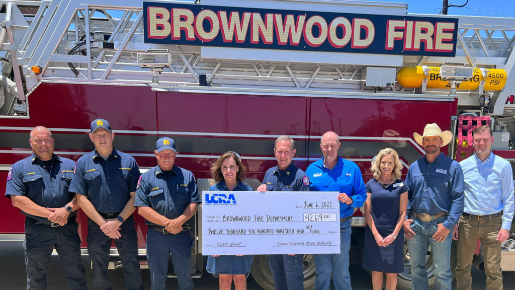 LCRA awards $12,619 grant to add rescue equipment to new Brownwood firetruck - Vimarsana News