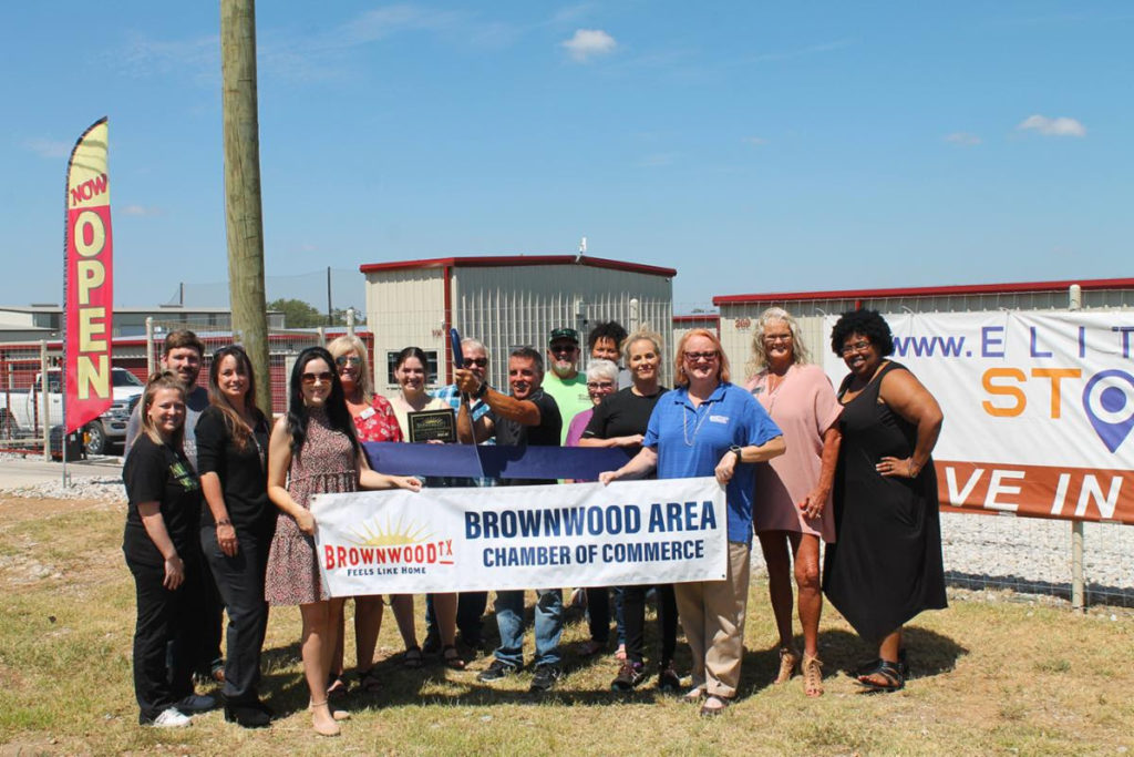 Chamber holds ribbon cutting for Elite Storage - Vimarsana News