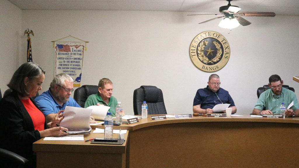 Bangs to seek RFQs for solid waste collection, looking into Planning