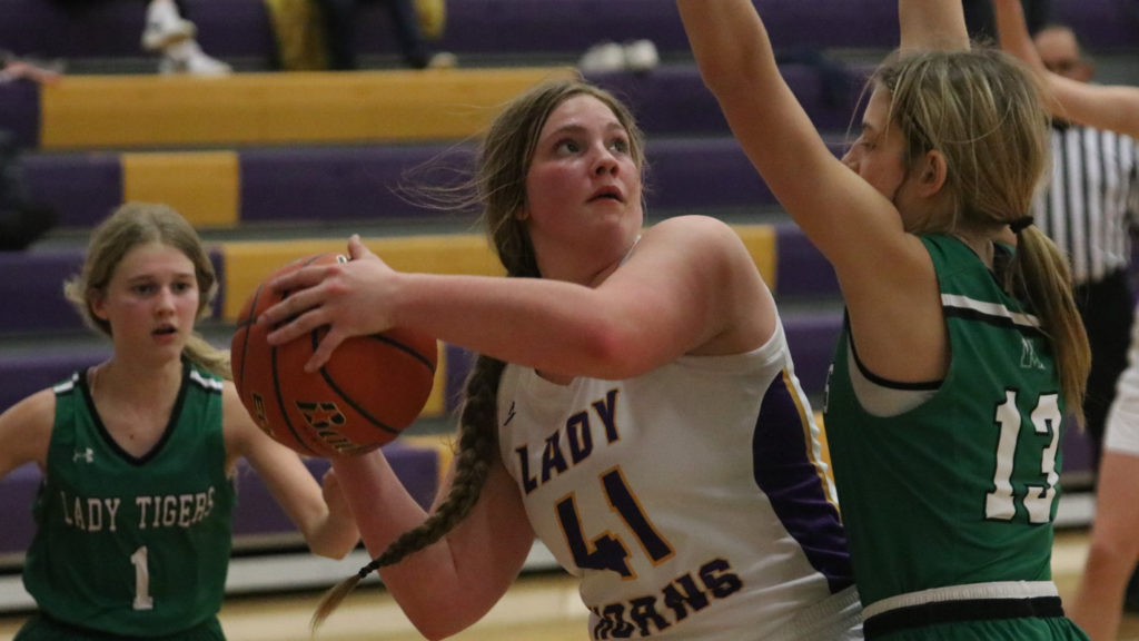 Early girls stifle May in second half of 43-28 victory - Vimarsana News