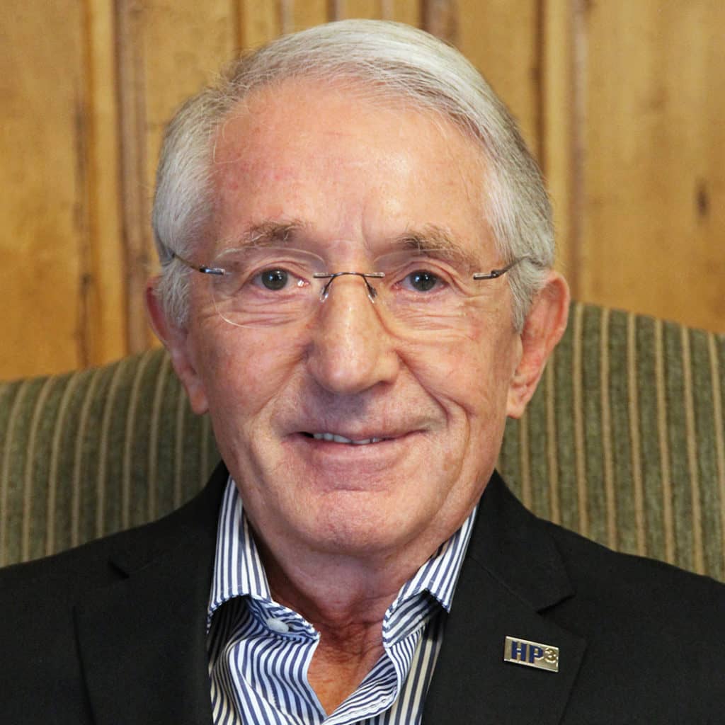 HPU invites public to banquet honoring Dr. Leonard Underwood