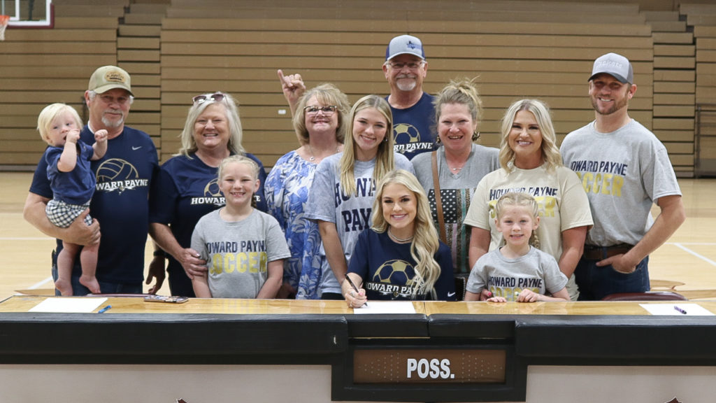 BHS SIGNING DAY Kennedi Johnson Staying Close To Home Playing Soccer   IMG 9978 Edited 1024x576 