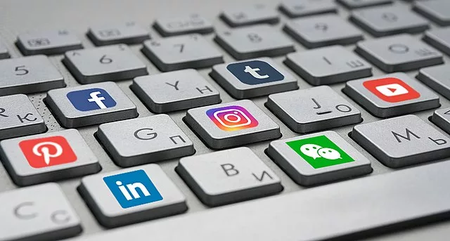 Texas Law Now Bans Minors From Social Media and Other Online Accounts Without Parental Consent - Vimarsana News