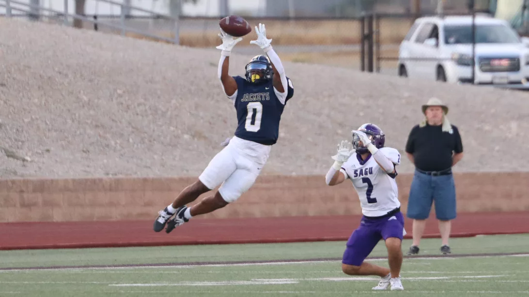 Football - Lyon College