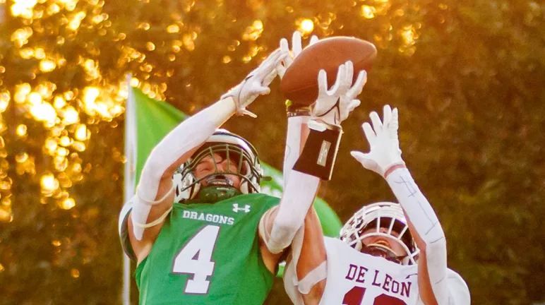 Bangs starts District 5-2A Division I action with 40-21 home loss to De Leon - Vimarsana News