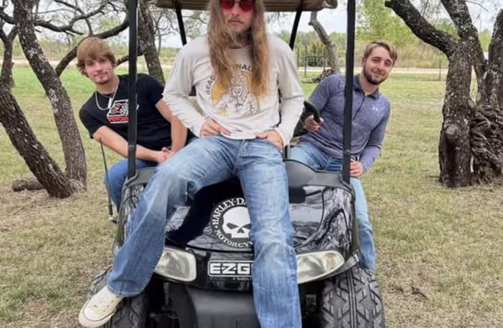 mason_f9b4d5dd-9a12-820c-2657b3b3a1921929_f9bc0d5c-cbeb-fe82-cd1663f54f8e1df9