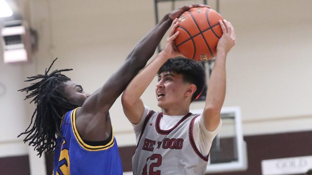 Lions drop TexasBank Holiday Classic finale to 6A Garland Lakeview Centennial, 64-38