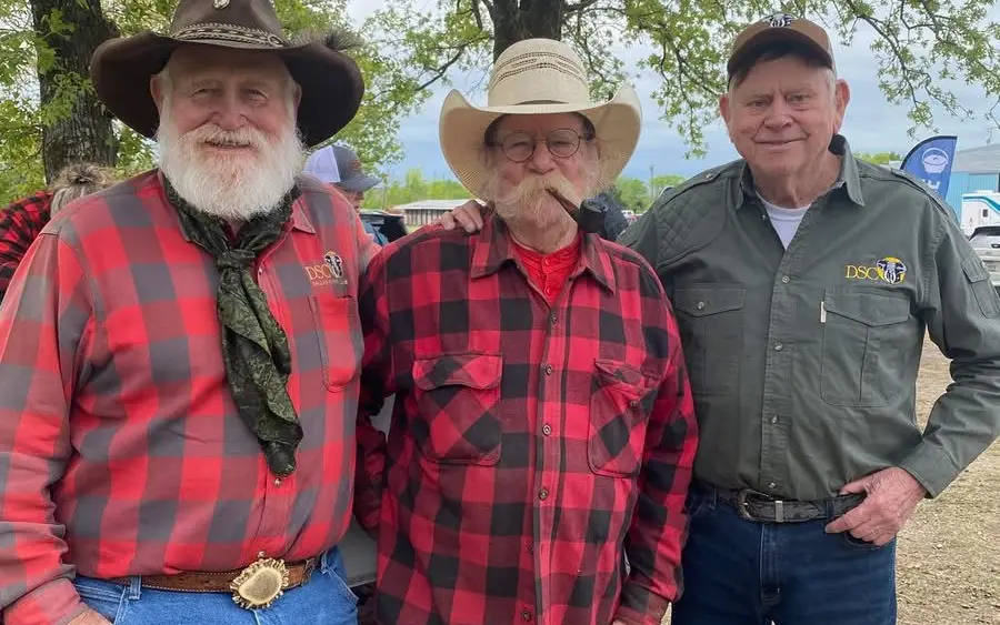 luke-and-some-of-his-buddies_