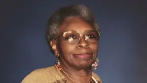 gloria-brown-portrait