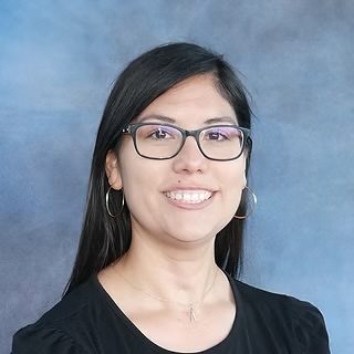 TEACHER FEATURES: Amanda Long
