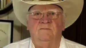1784041016-498151_obit_pic_edited_homer_crawford