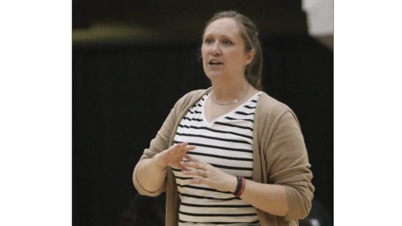 Young roster awaits Grimes, who starts her second season in charge of Lady Lions volleyball