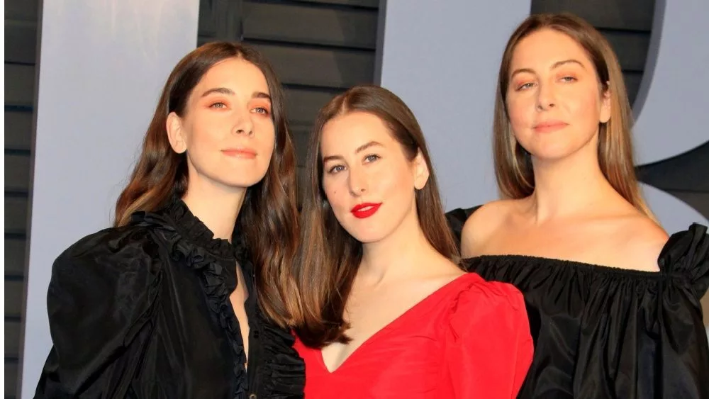 Danielle^ Alana^ Este Haim at the 24th Vanity Fair Oscar After-Party at the Wallis Annenberg Center for the Performing Arts on March 4^ 2018 in Beverly Hills^ CA