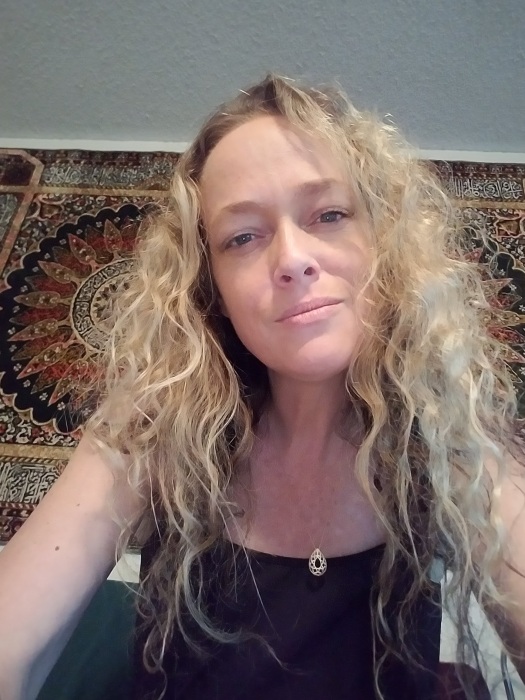 carrie-ann-rowe