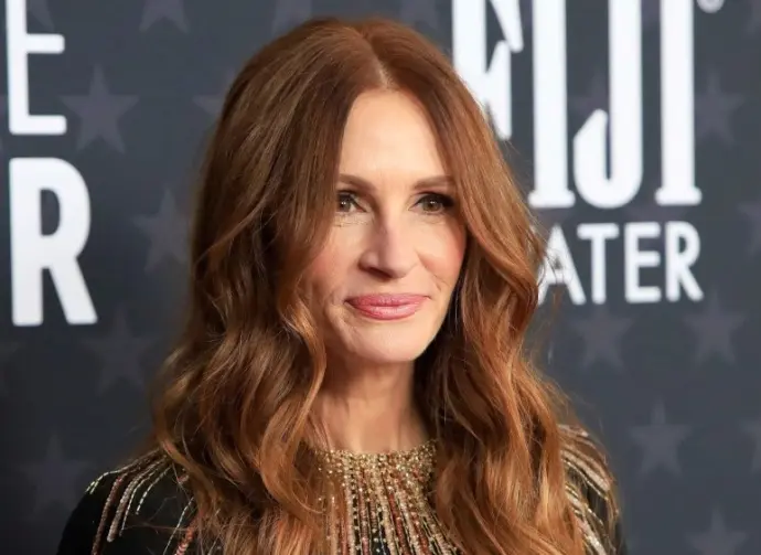 Julia Roberts at the 28th Annual Critics Choice Awards at Fairmont Century Plaza on January 15^ 2023 in Los Angeles^ CA.